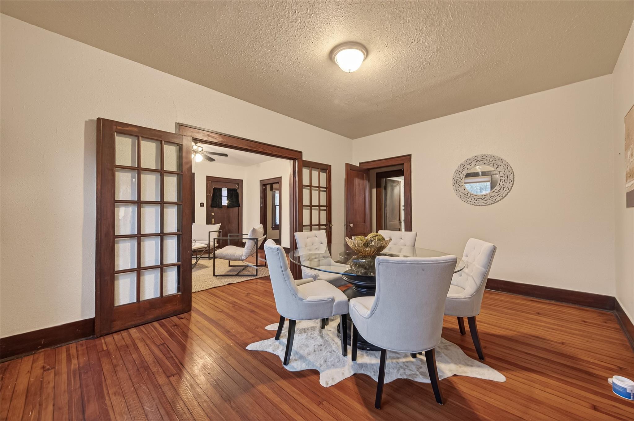 817 Henderson St, Houston, TX 77007 photo