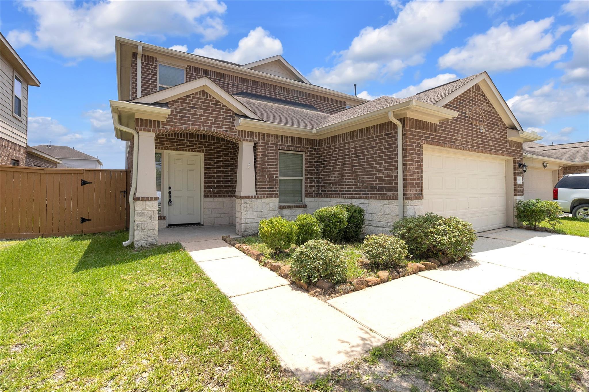 11334 Creekway Bend Dr, Humble, TX 77396 photo