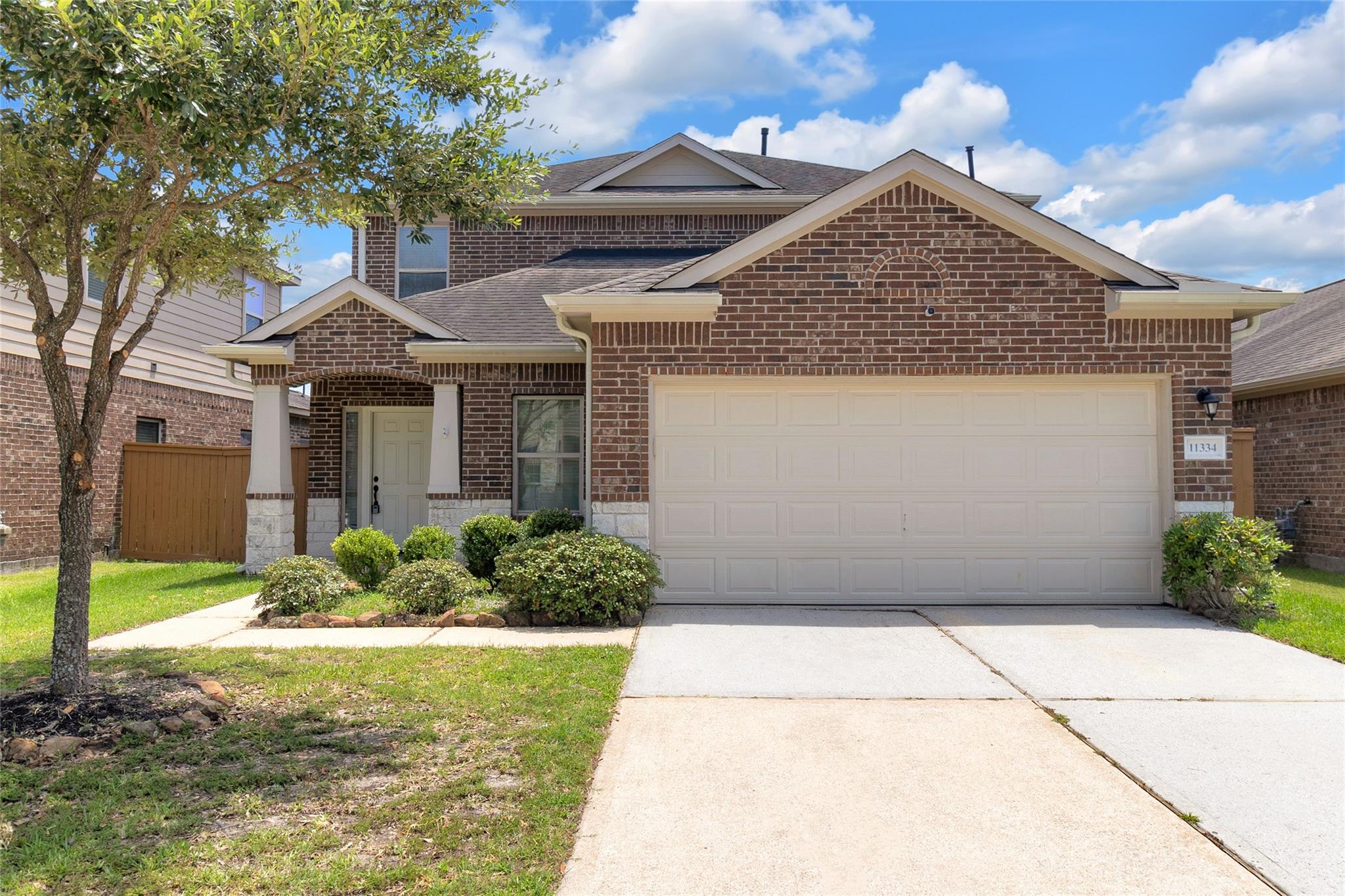 11334 Creekway Bend Dr, Humble, TX 77396