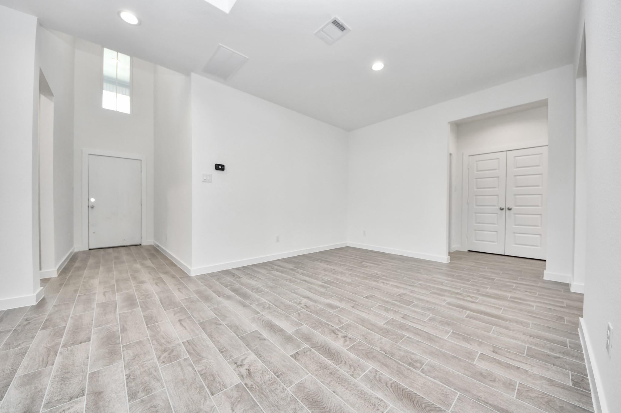 1021 Golden Glow Path, Magnolia, TX 77355 photo