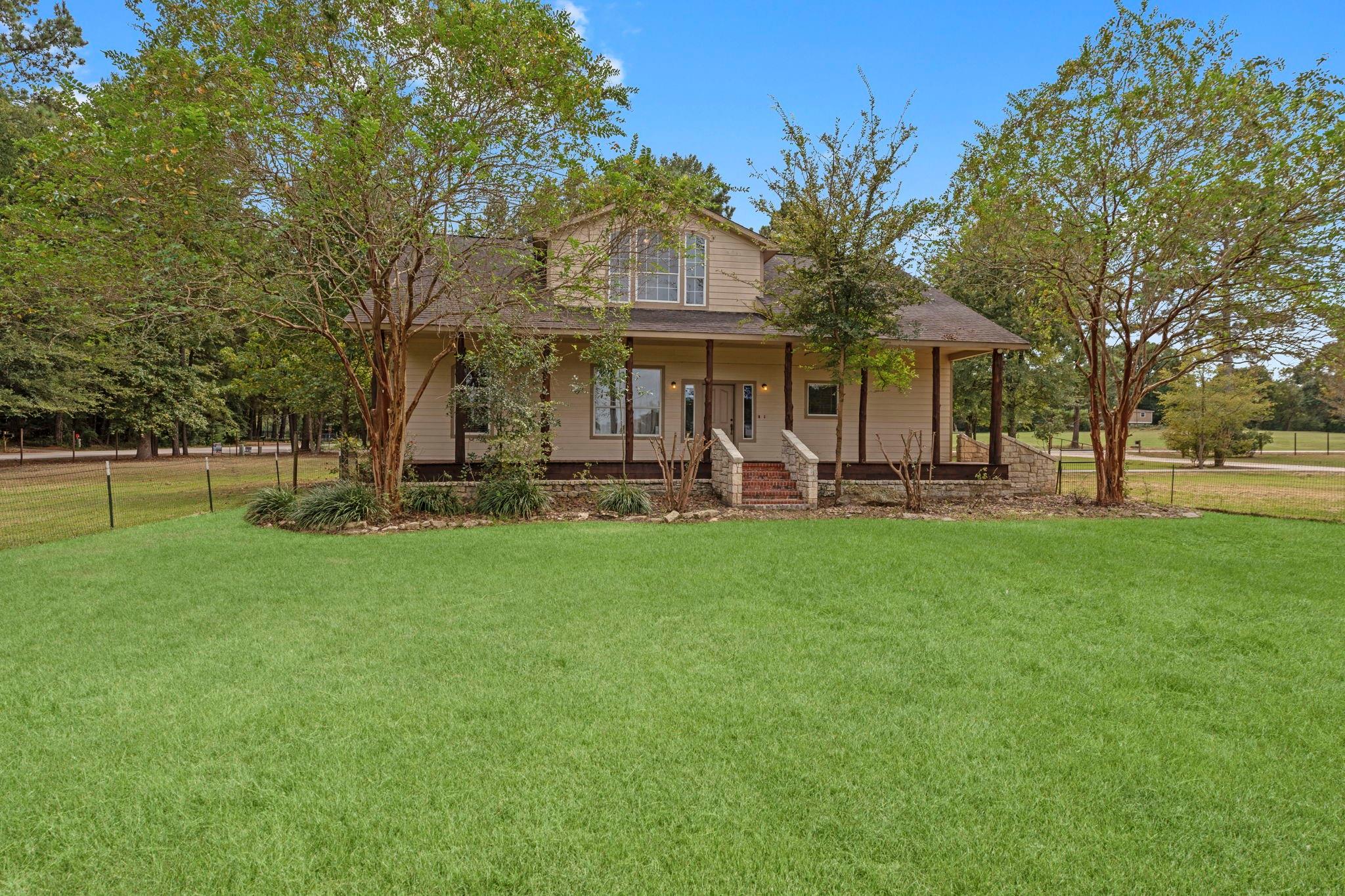 1250 S Pine Lake Rd, Montgomery, TX 77316 photo