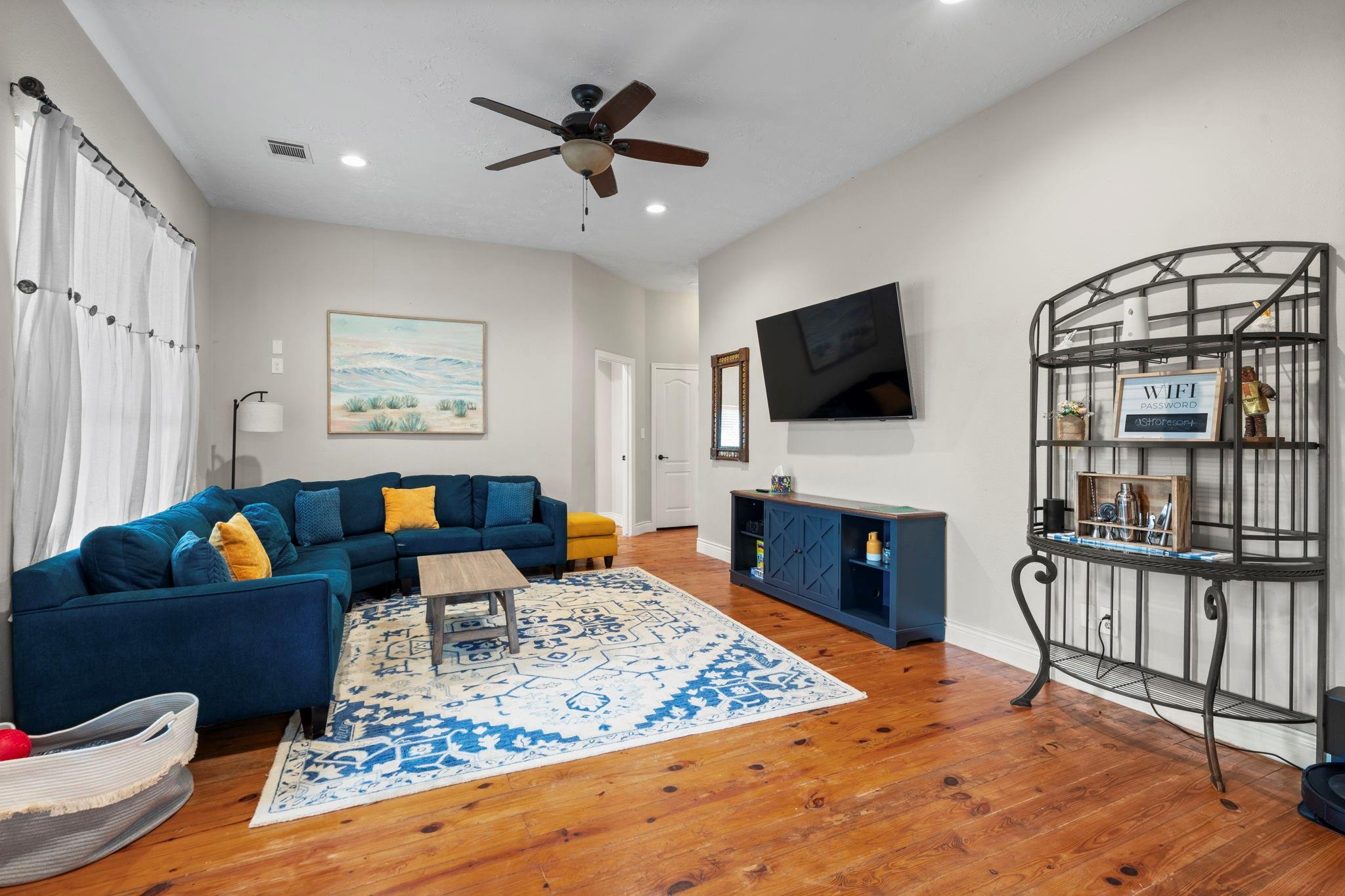 1250 S Pine Lake Rd, Montgomery, TX 77316 photo