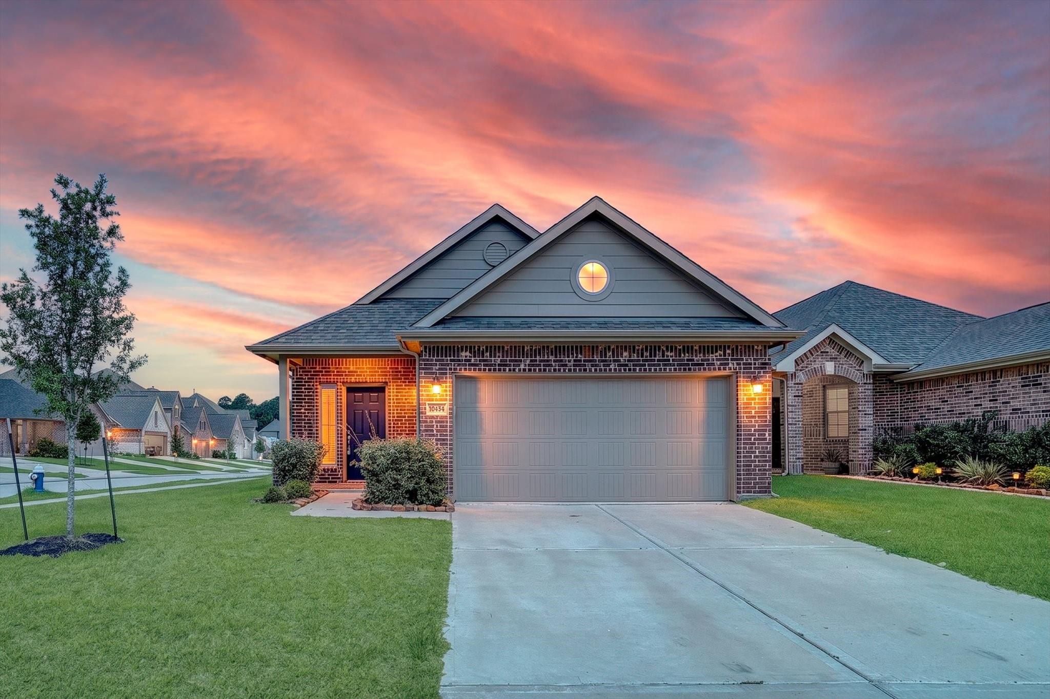 10434 Rochester Hills Ln, Tomball, TX 77375