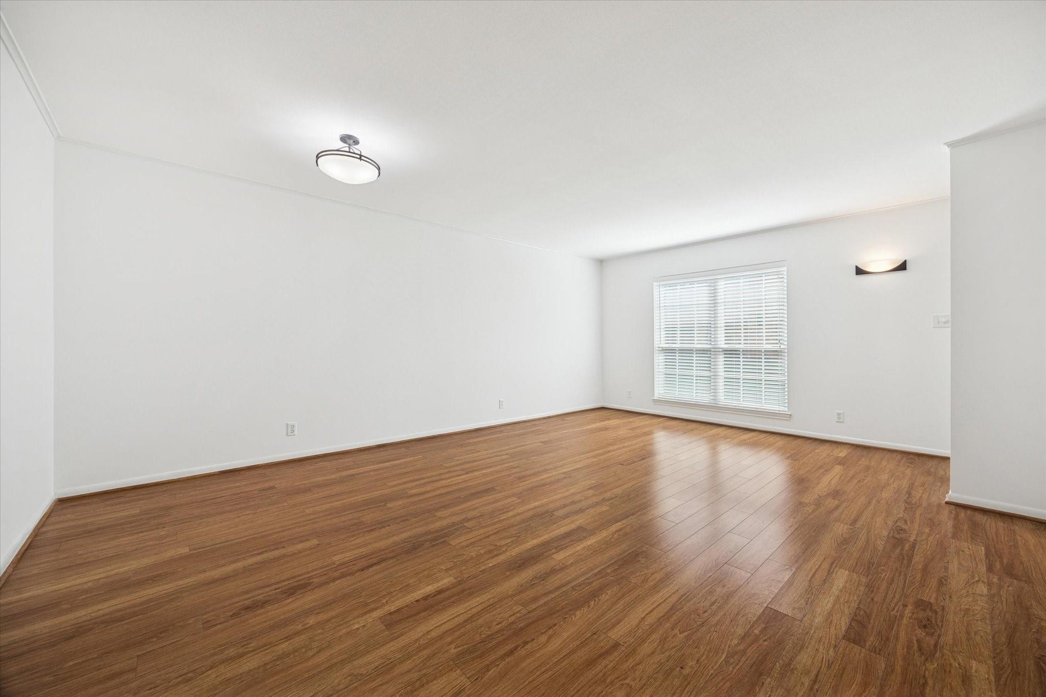 2105 S Winrock Blvd #48, Houston, TX 77057 photo