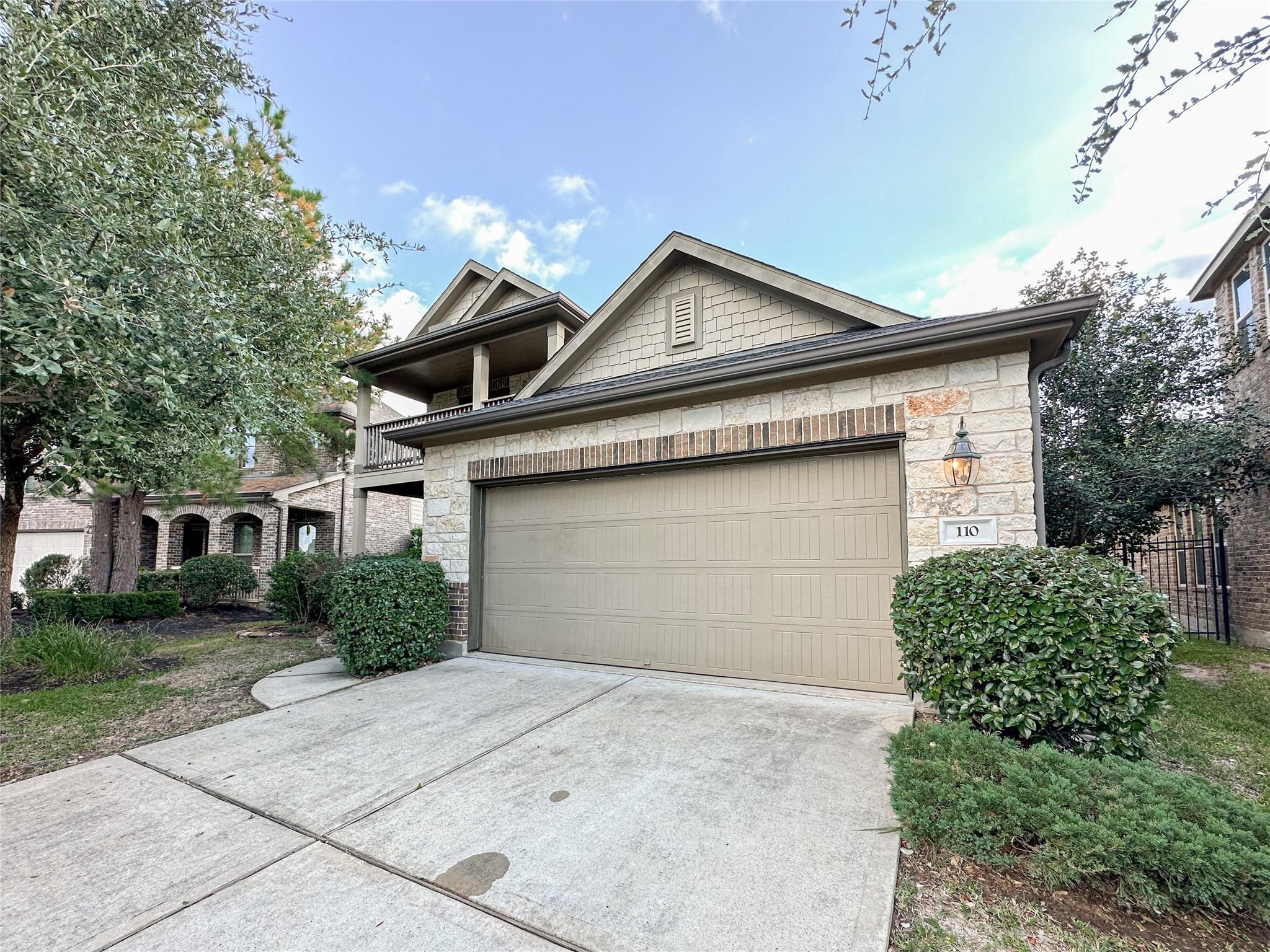 110 S Sawbridge Cir, Spring, TX 77389 photo
