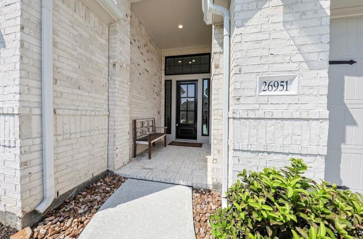26951 Longwood Ledge Dr, The Woodlands, TX 77389 photo