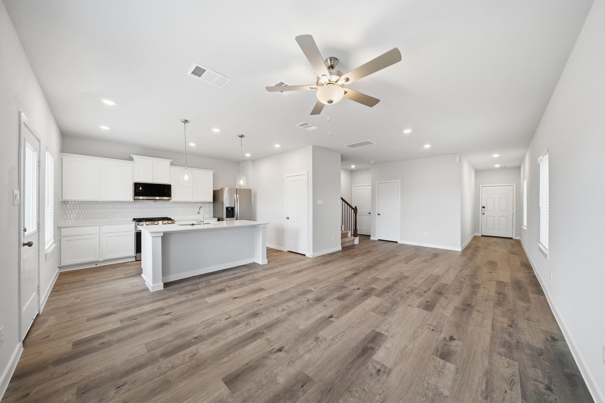 11409 Velvet Field Dr, Houston, TX 77047 photo