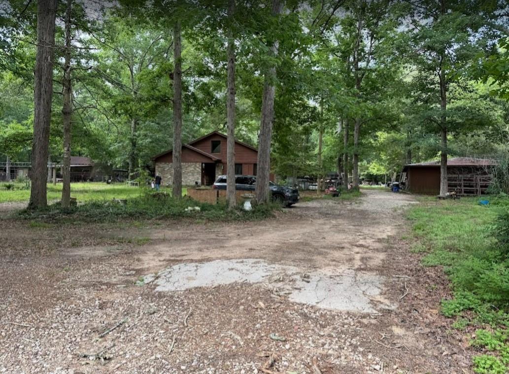 10684 Champion Village Dr, Conroe, TX 77303