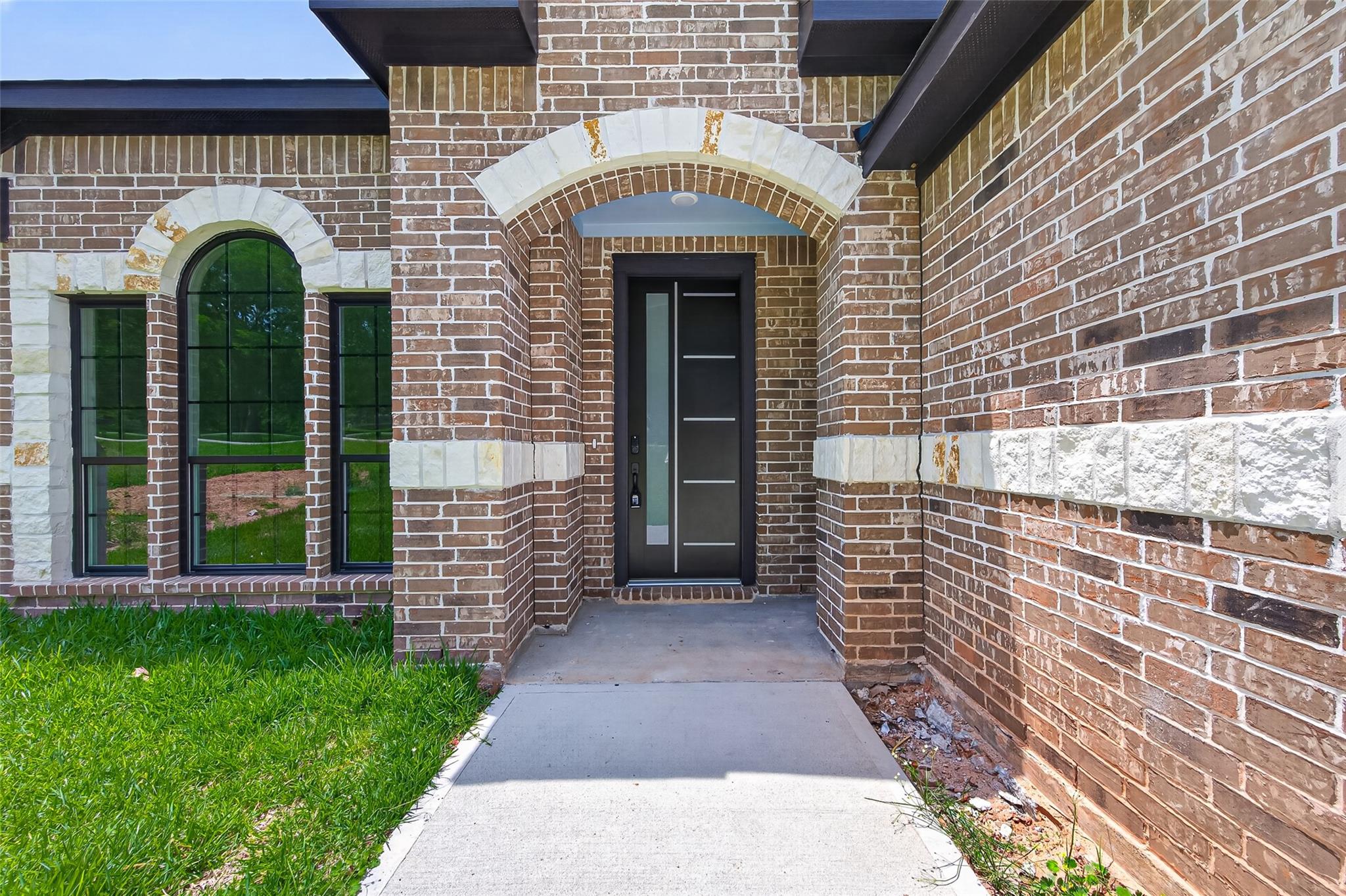 12431 Green Ridge Dr, Willis, TX 77318 photo