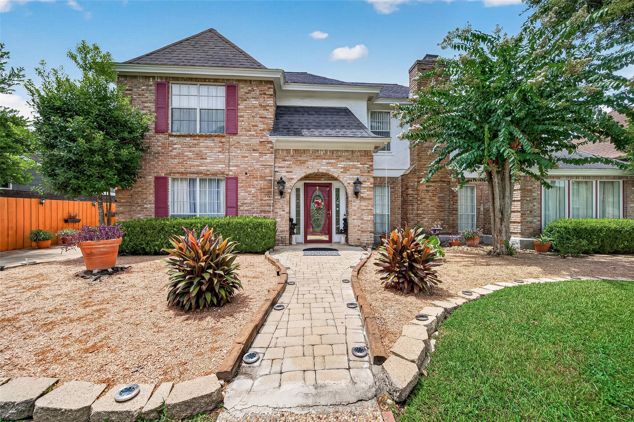 1914 Wagon Gap Trl, Houston, TX 77090