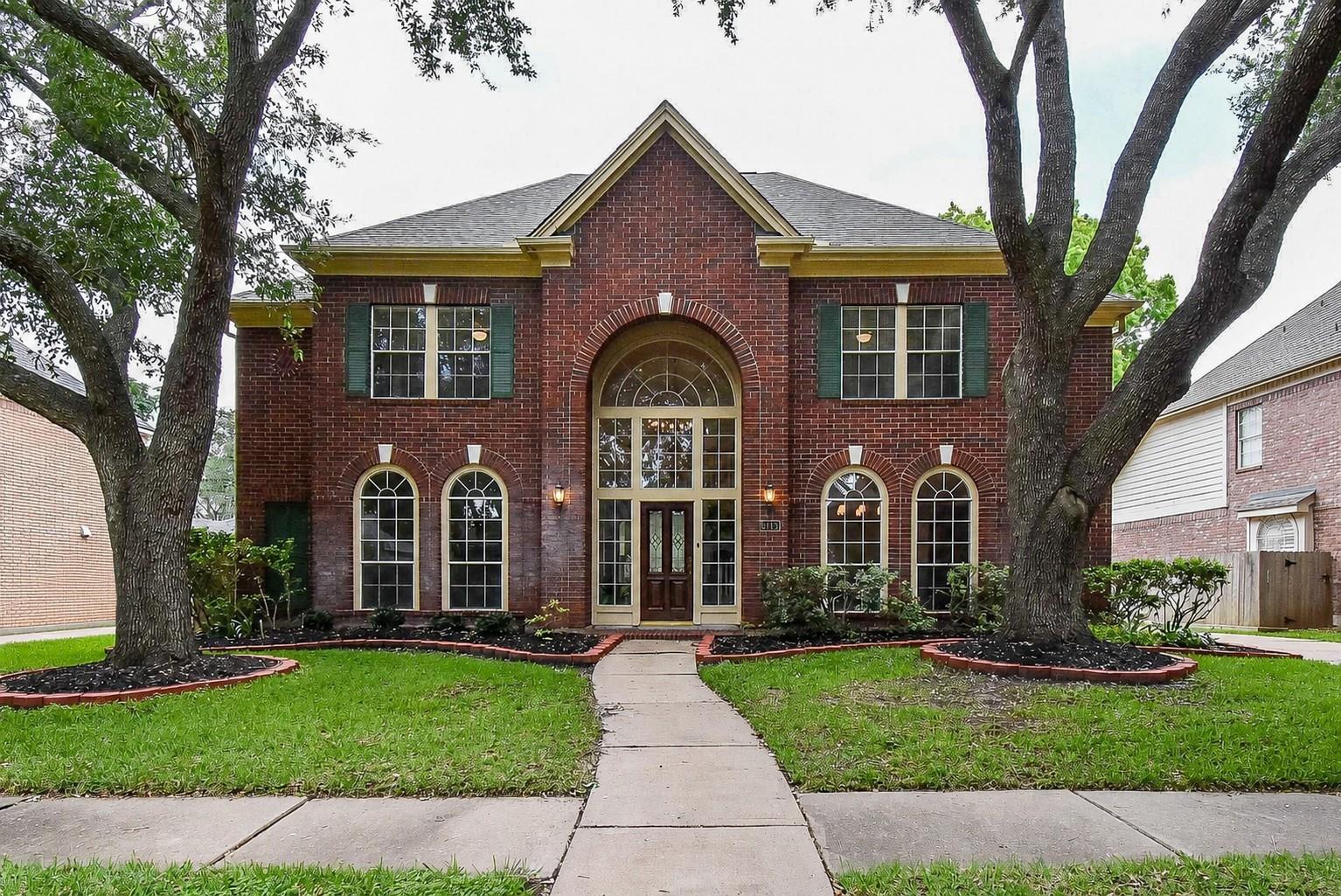 6415 Brobeck Ct, Sugar Land, TX 77479