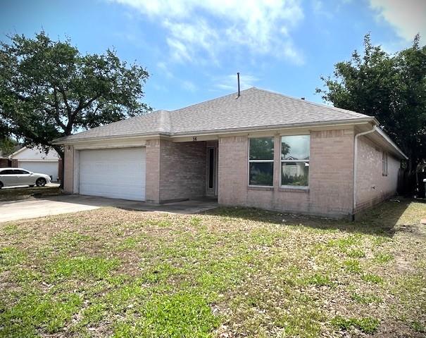14 Clara Barton Ln, Galveston, TX 77551 photo