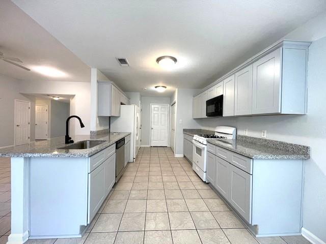 14 Clara Barton Ln, Galveston, TX 77551 photo