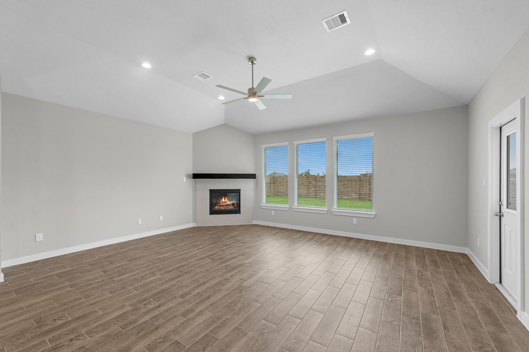 3107 Spitfire Dr, Rosenberg, TX 77471 photo