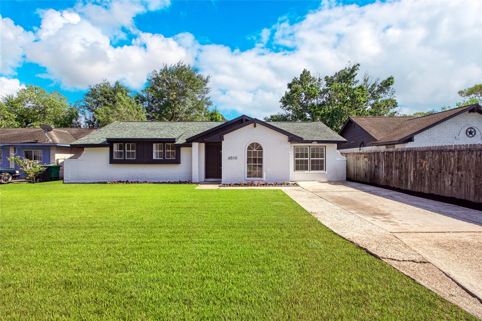 6510 Mardale Dr, Houston, TX 77016