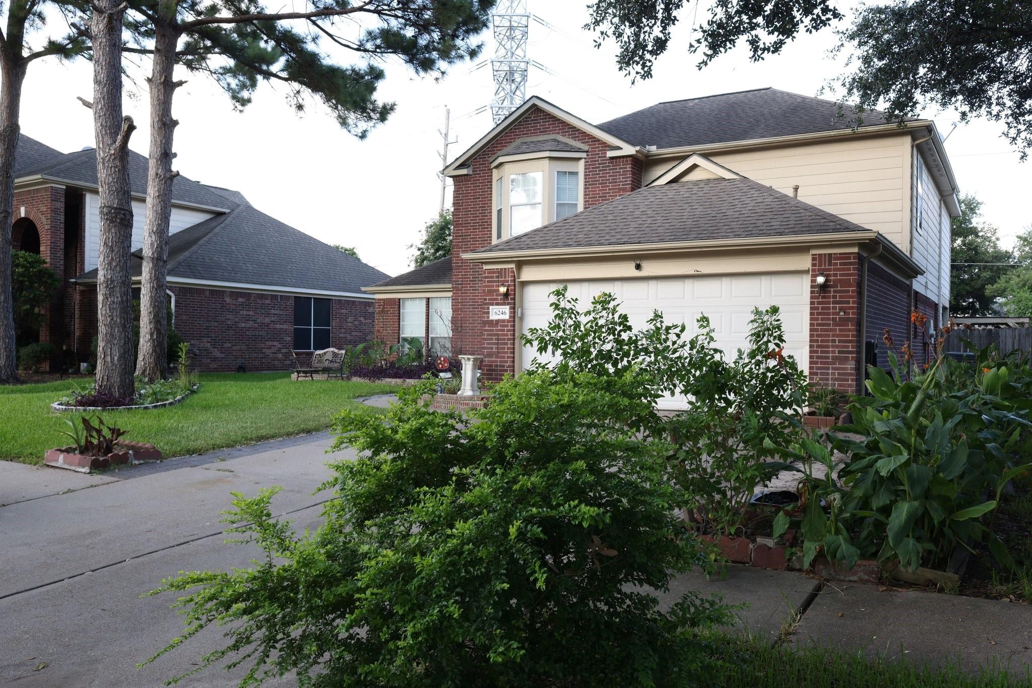 6246 Billinsgate Dr, Katy, TX 77449 photo