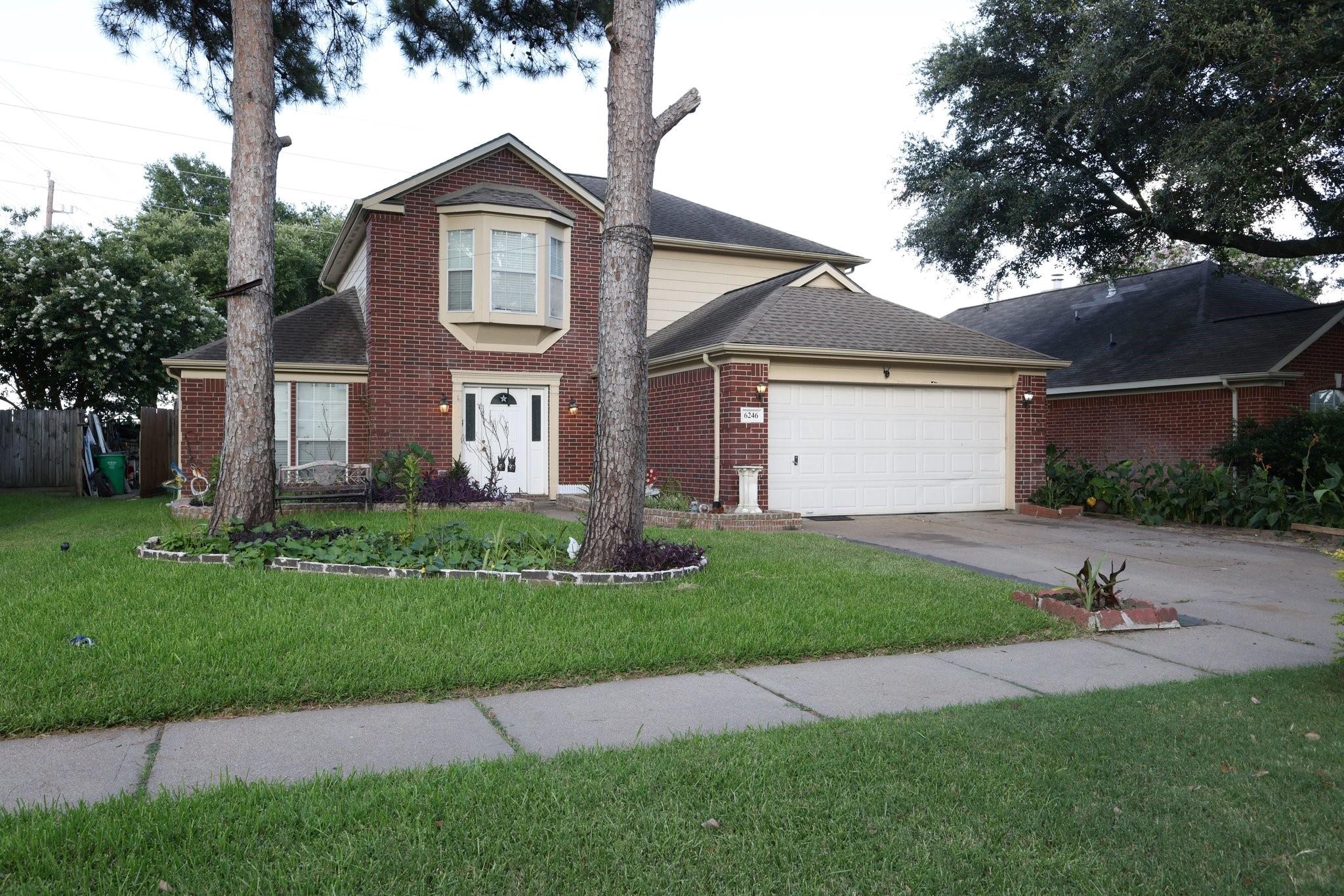 6246 Billinsgate Dr, Katy, TX 77449 photo