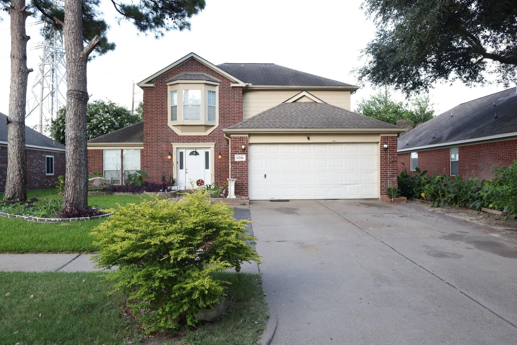 6246 Billinsgate Dr, Katy, TX 77449 photo