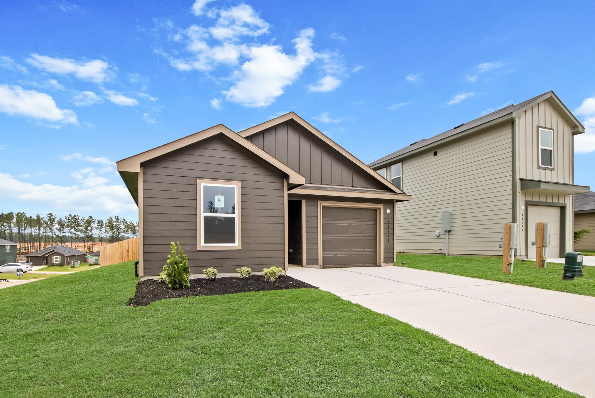 13146 Mccrorey Crest Ln, Conroe, TX 77303 photo