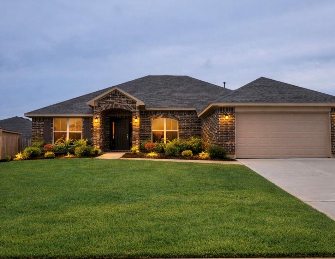 4310 Karam Lndg, Dickinson, TX 77539