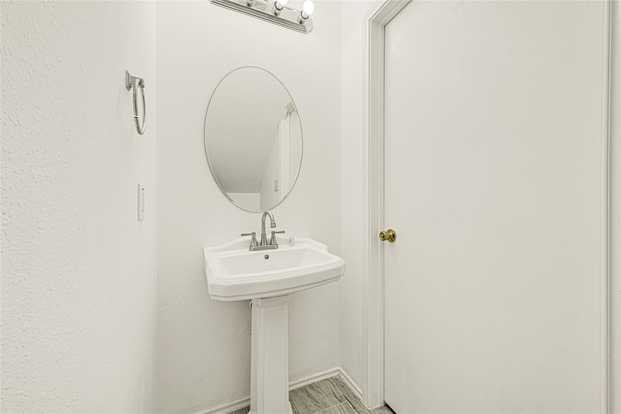 6019 Minor St, Houston, TX 77085 photo