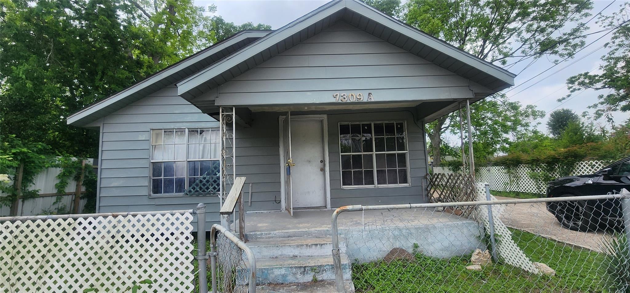 7309 Lockwood Dr, Houston, TX 77016