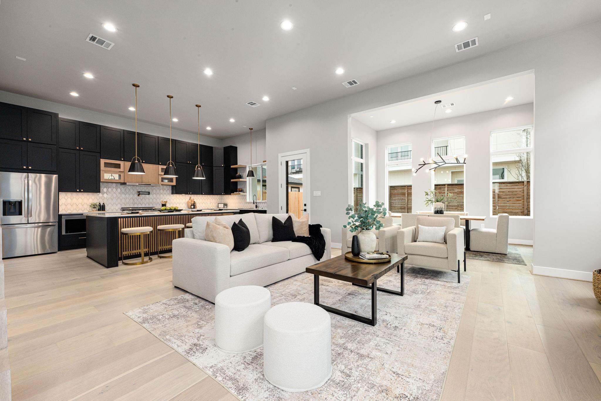 2307 Saint Emanuel St, Houston, TX 77004