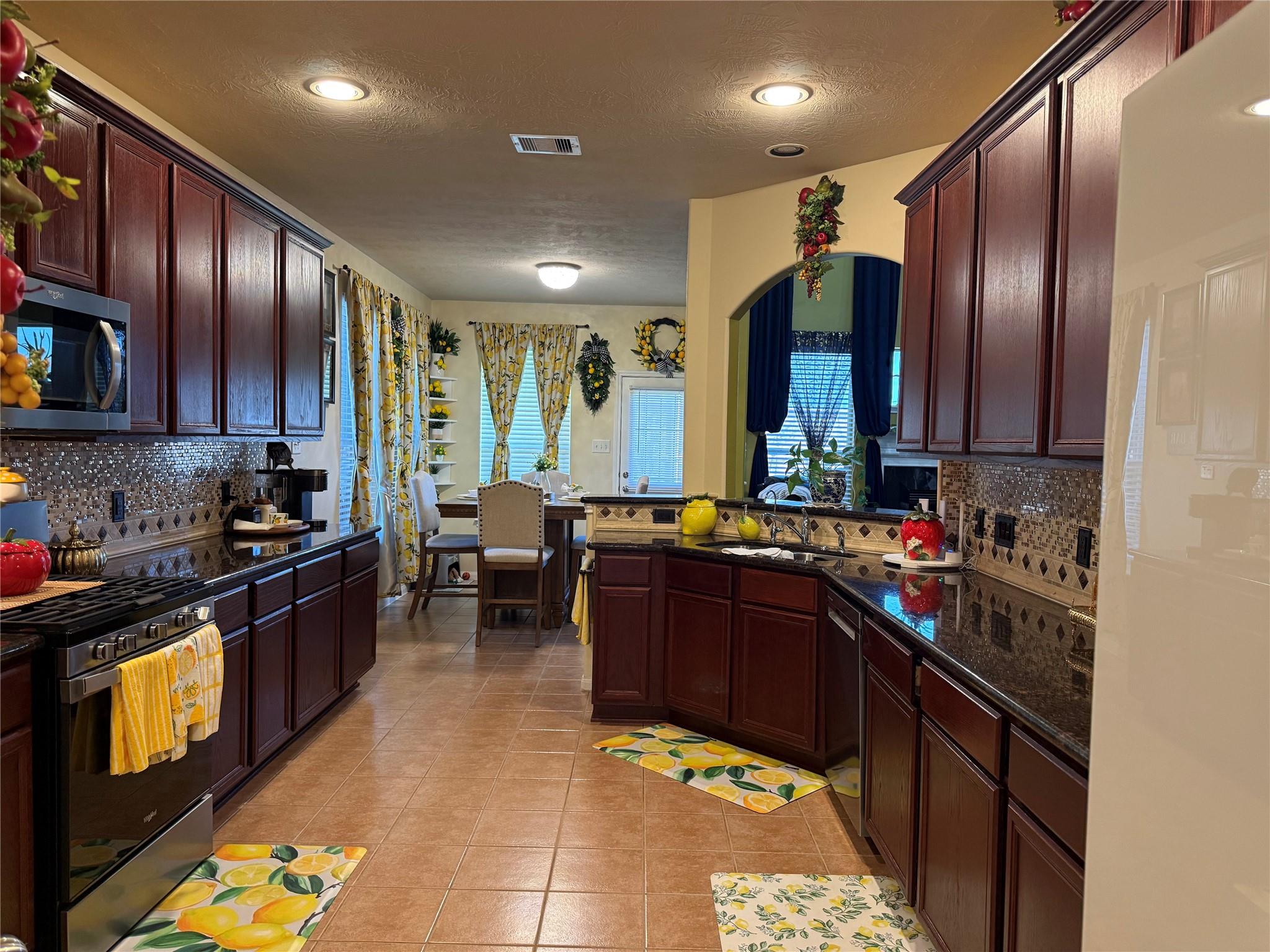 24245 Burks Trail Dr, Porter, TX 77365 photo