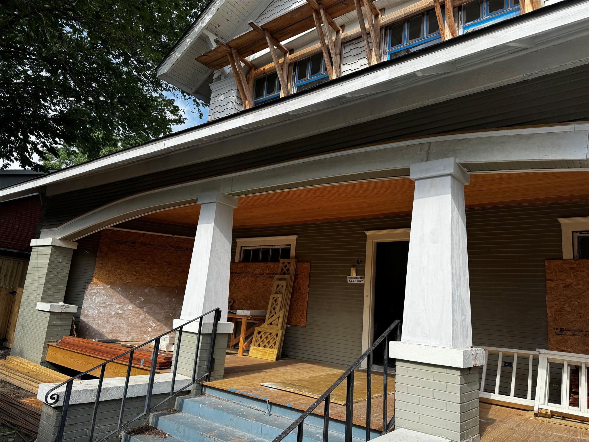 2602 Whitney St, Houston, TX 77006 photo