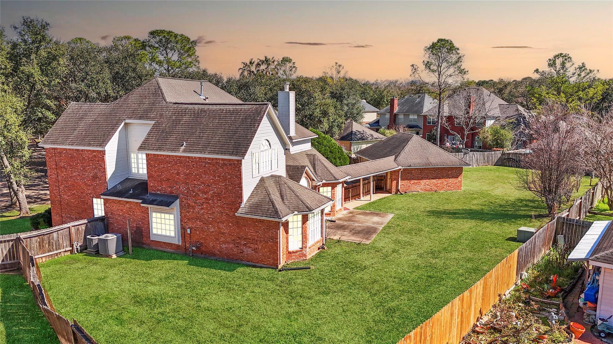 2027 Richland Court Ct, Sugar Land, TX 77478 photo