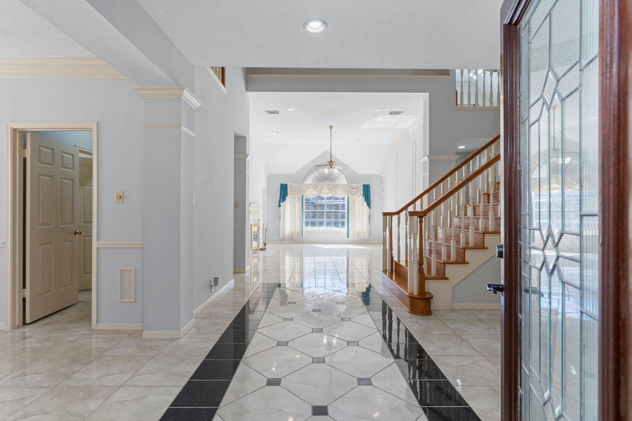 2027 Richland Court Ct, Sugar Land, TX 77478 photo