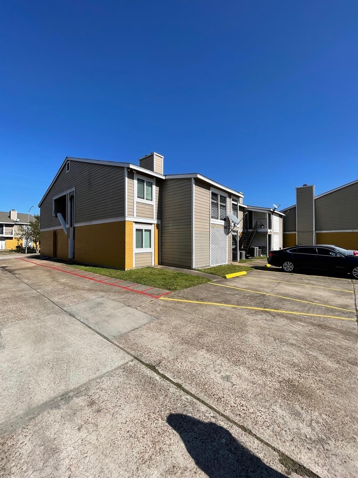 12531 Ashford Meadow Dr, Houston, TX 77082