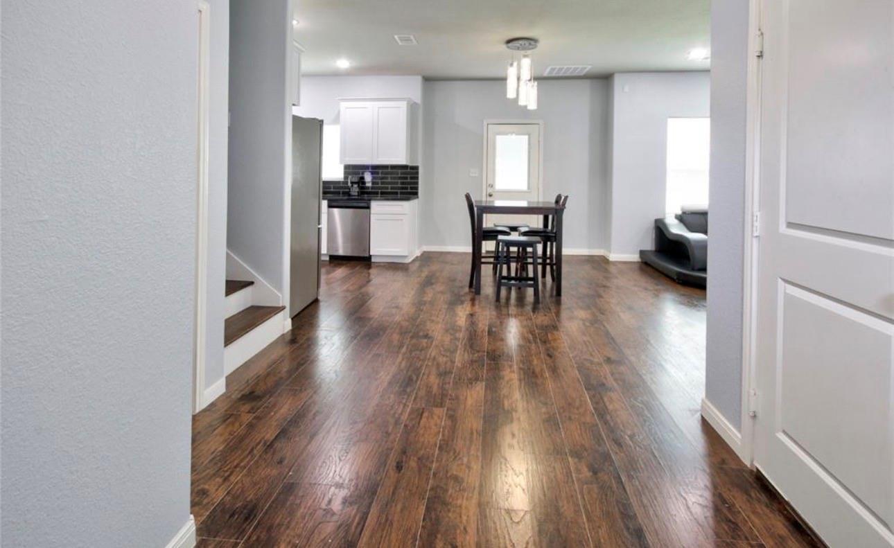 3510 Oleander Ave, Texas City, TX 77590 photo