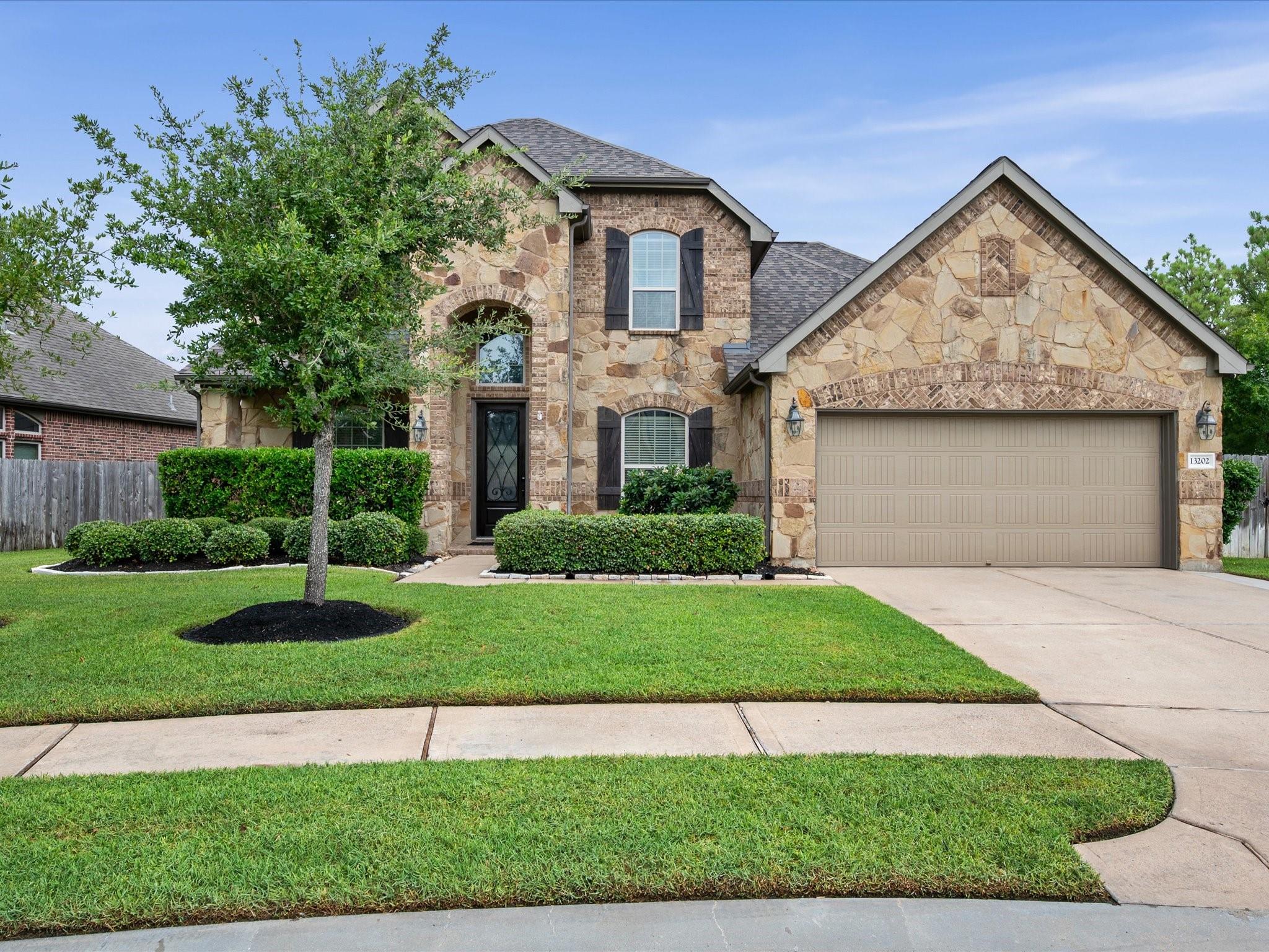 13202 Edison Trace Ln, Tomball, TX 77377 photo