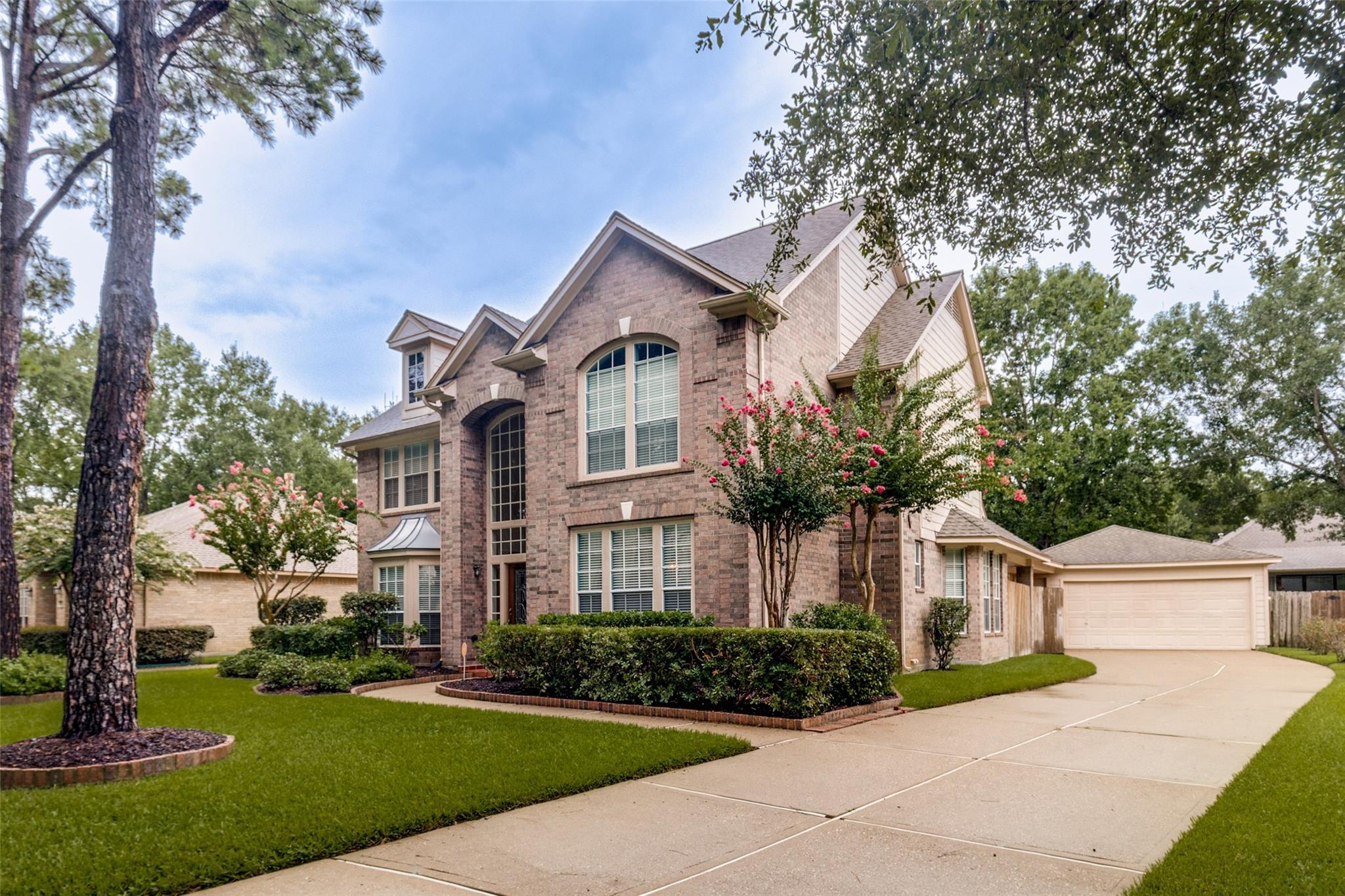 9407 Walnut Brook Ct, Houston, TX 77040