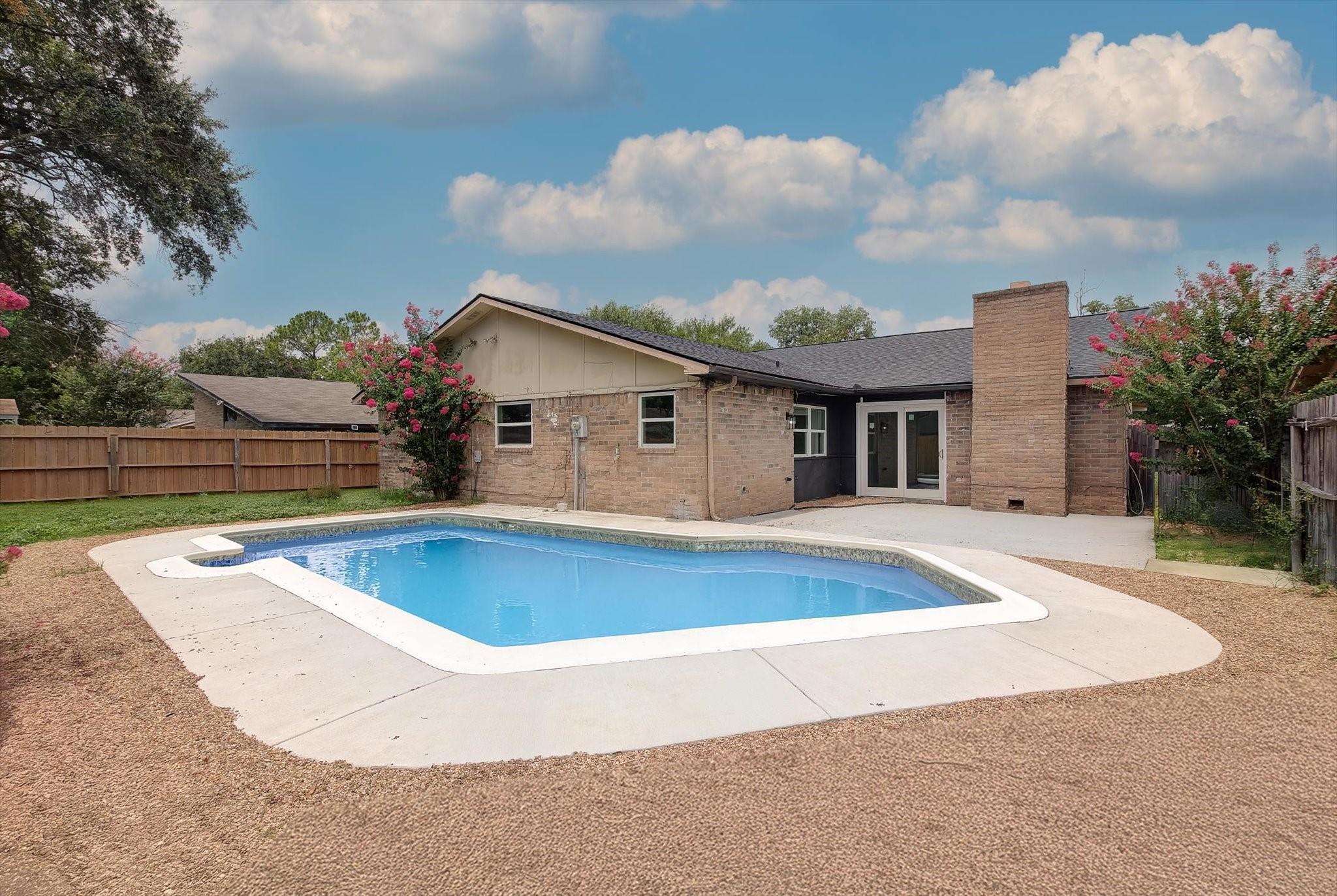 15507 Sierra Valle Dr, Houston, TX 77083 photo