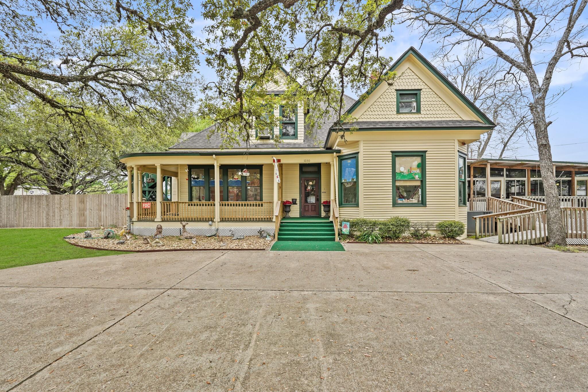 1030 4 St, Rosenberg, TX 77471 photo
