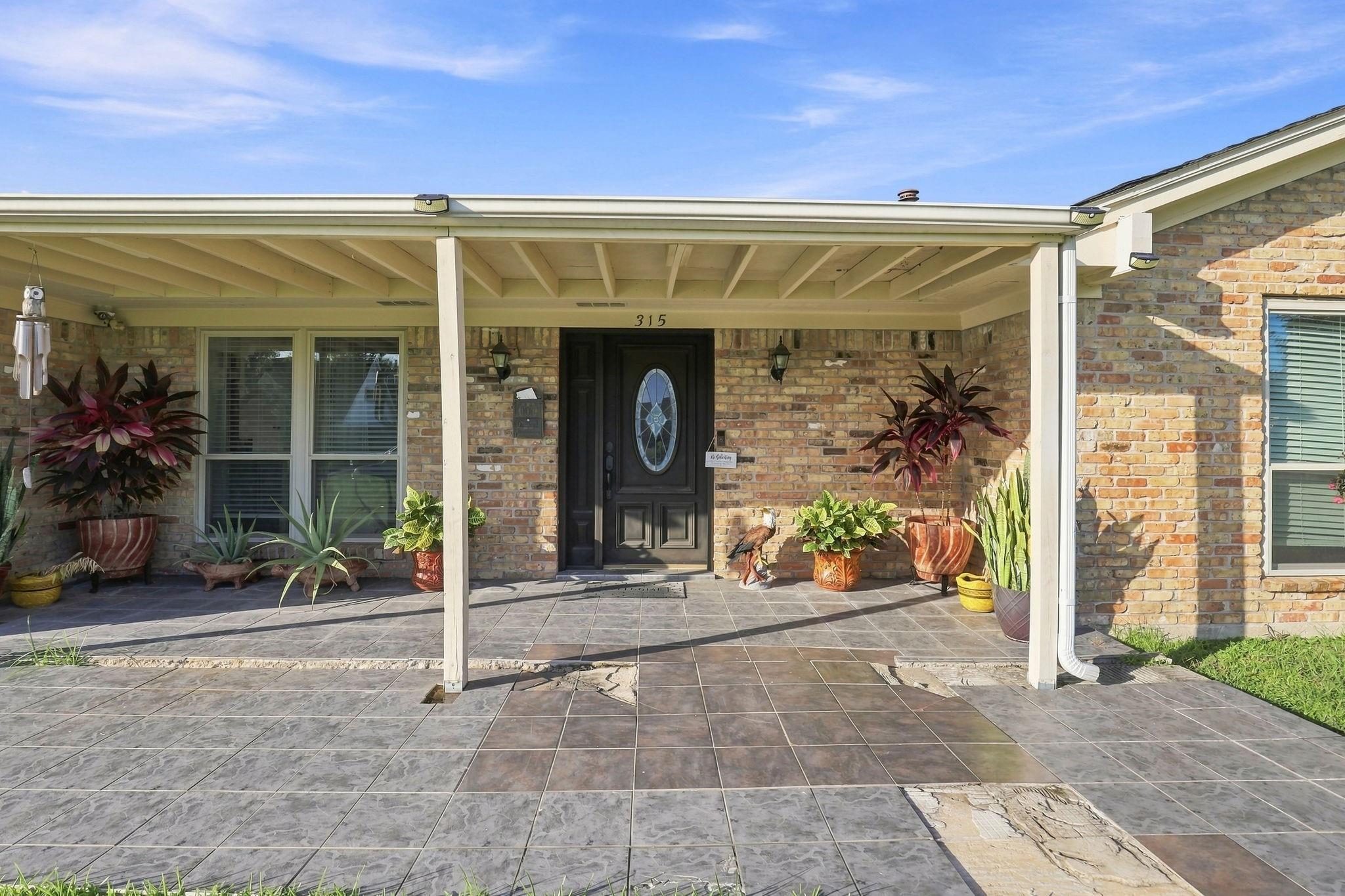 315 Stonehenge Ln, Houston, TX 77015 photo