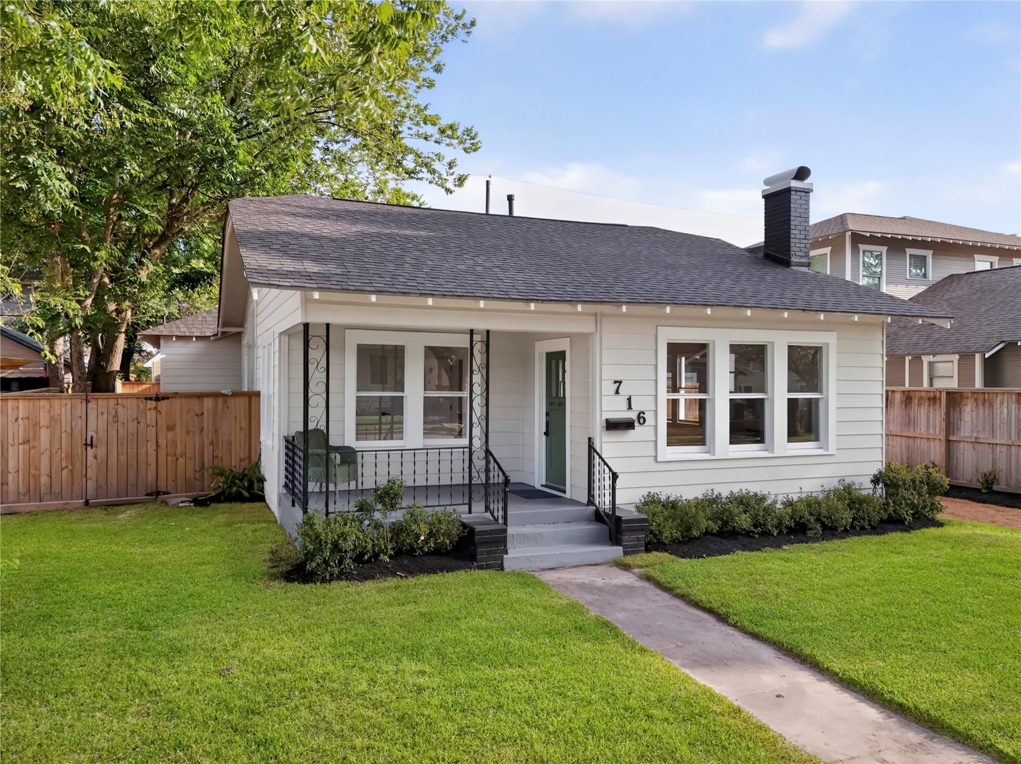 716 Cottage St, Houston, TX 77009