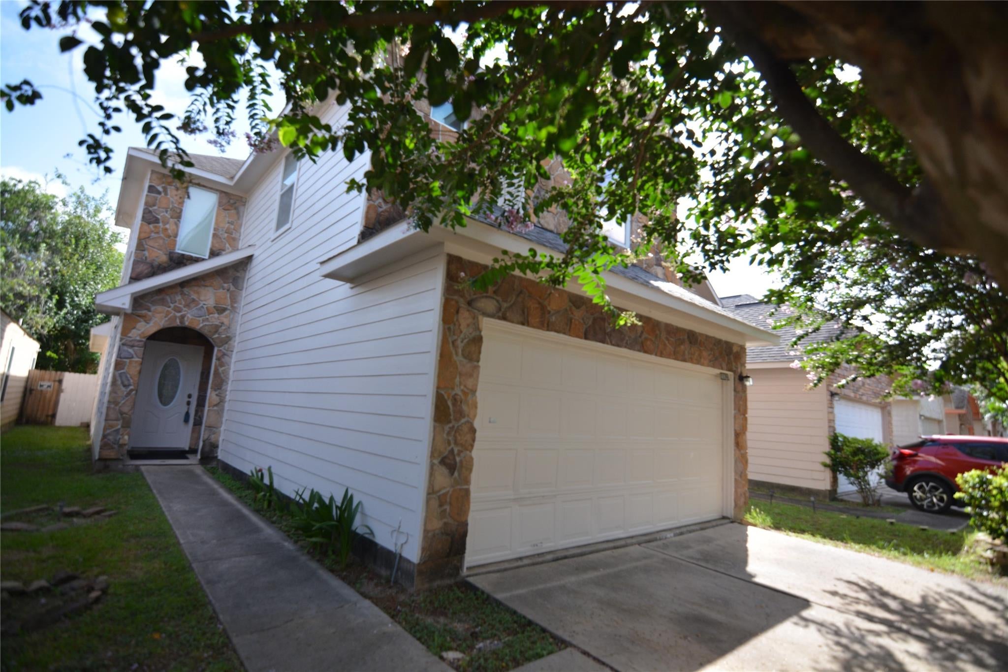 10920 Panther Ct, Houston, TX 77099