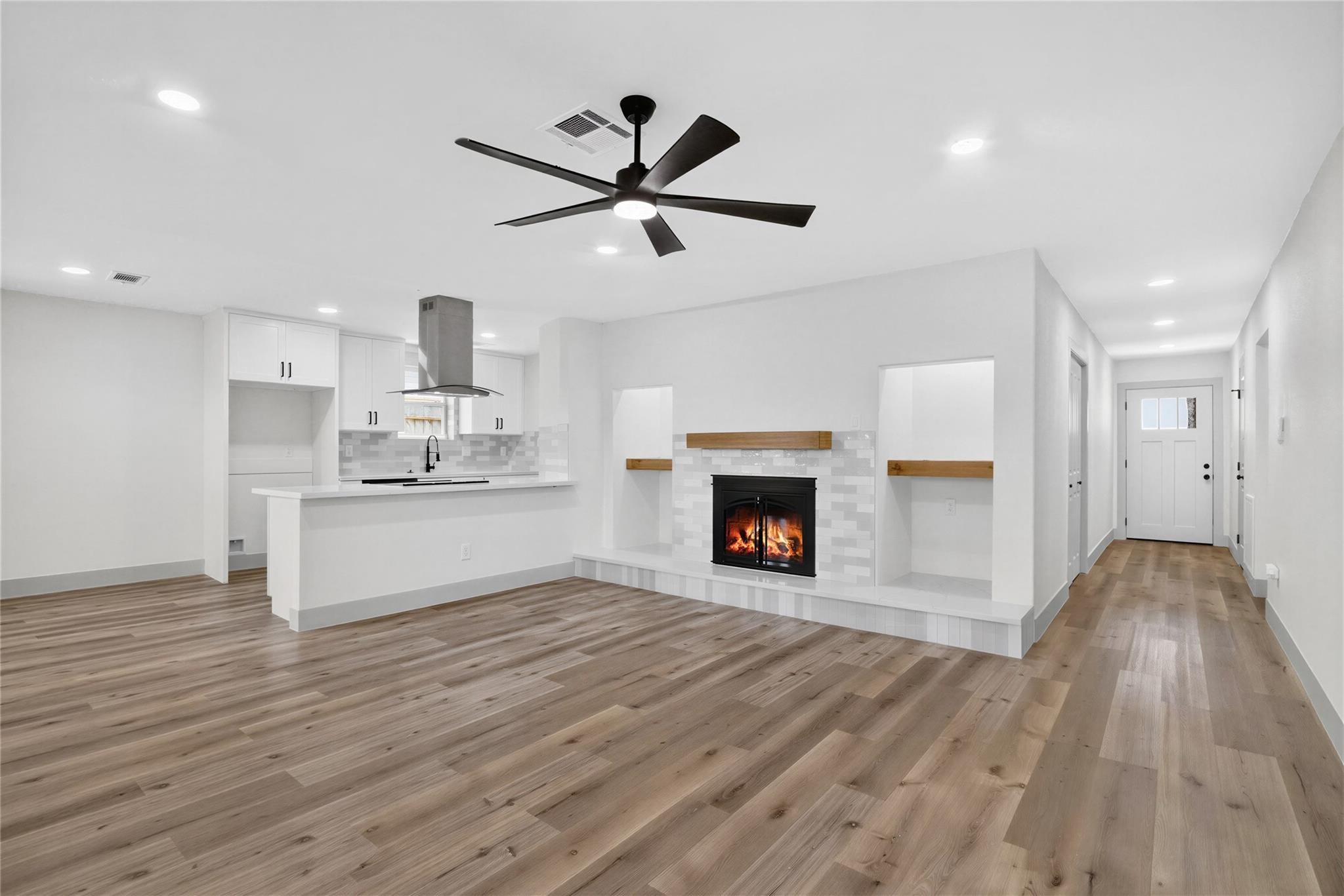 926 Buoy Rd, Houston, TX 77062 photo