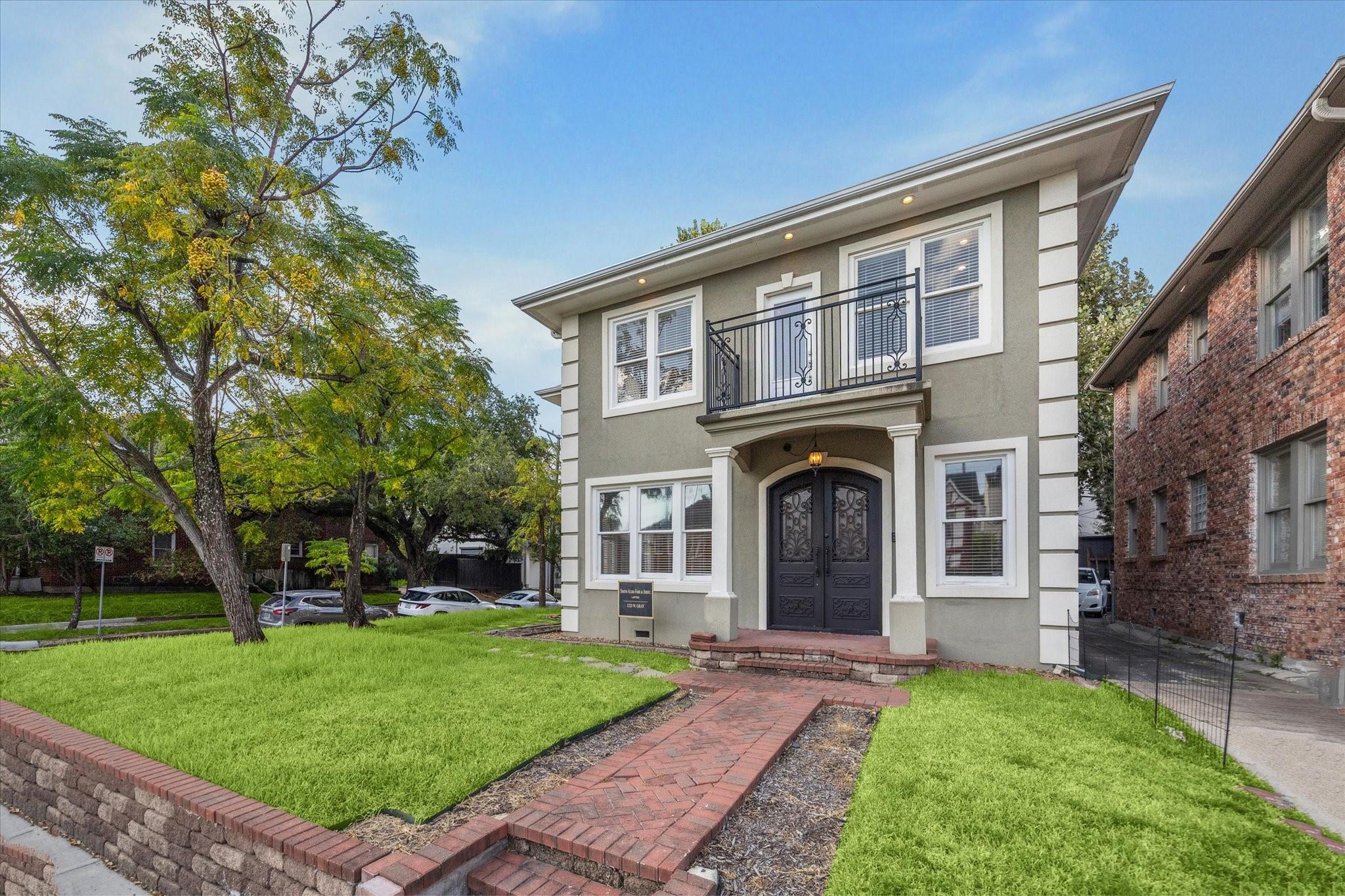 1220 W Gray St, Houston, TX 77019 photo