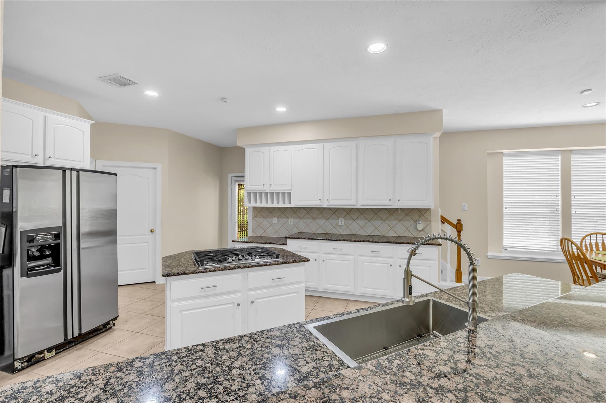 10419 Clubhouse Cir, Magnolia, TX 77354 photo