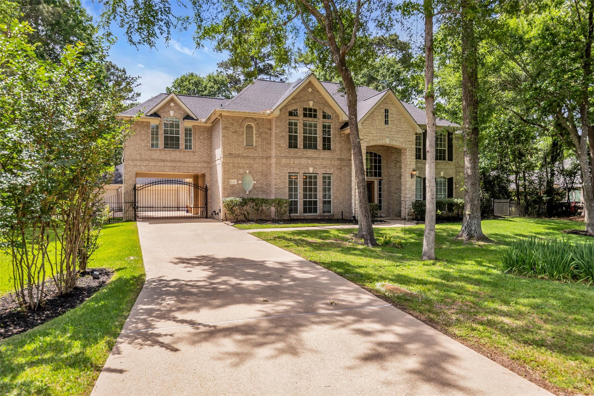 10419 Clubhouse Cir, Magnolia, TX 77354 photo
