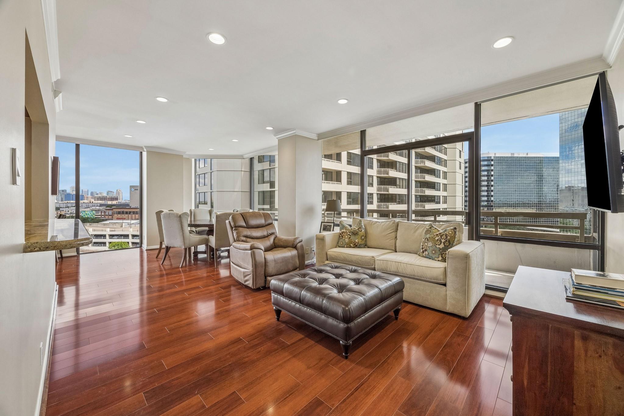15 Greenway Plz, Houston, TX 77046