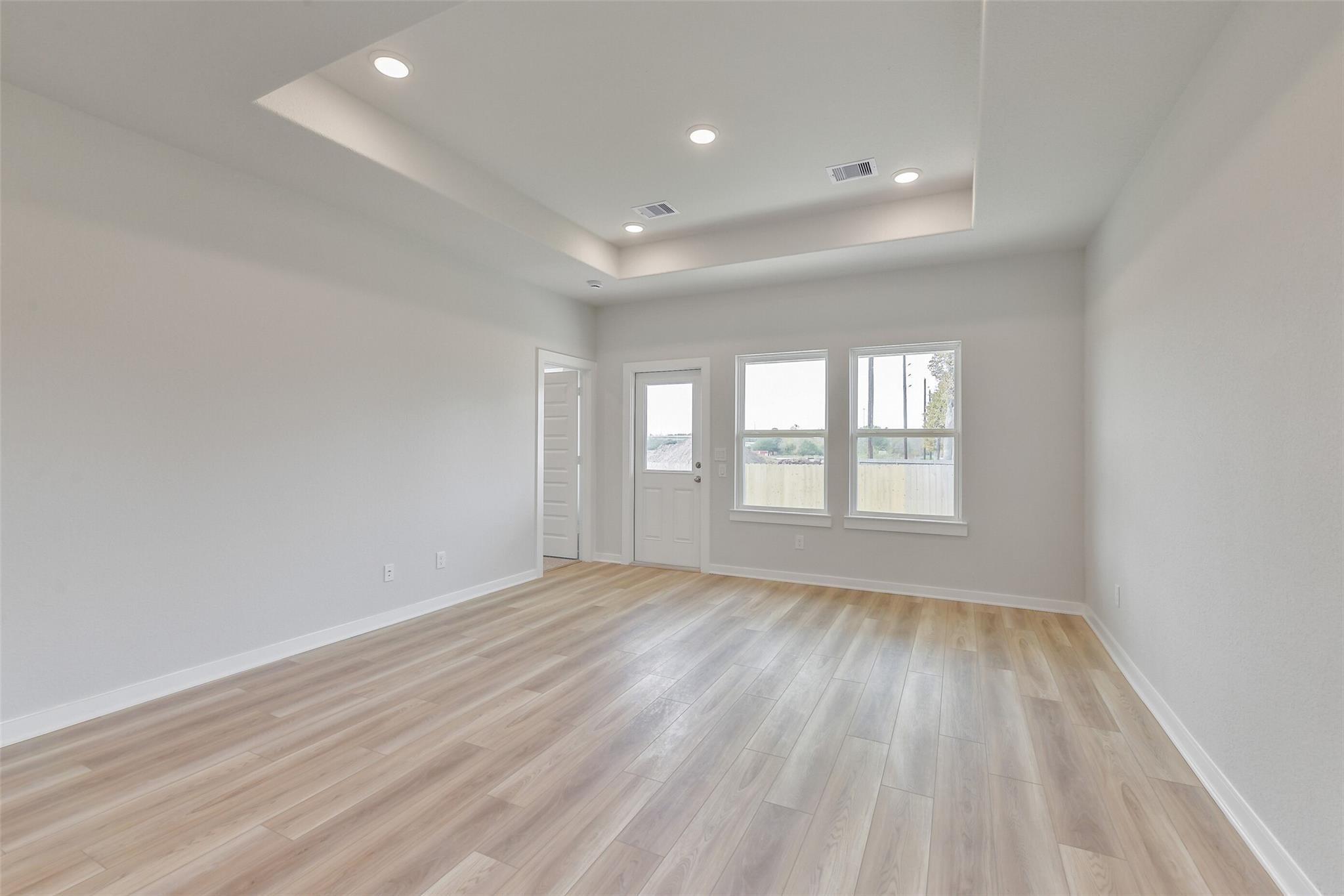 245 Harlingen Dr, Magnolia, TX 77354 photo
