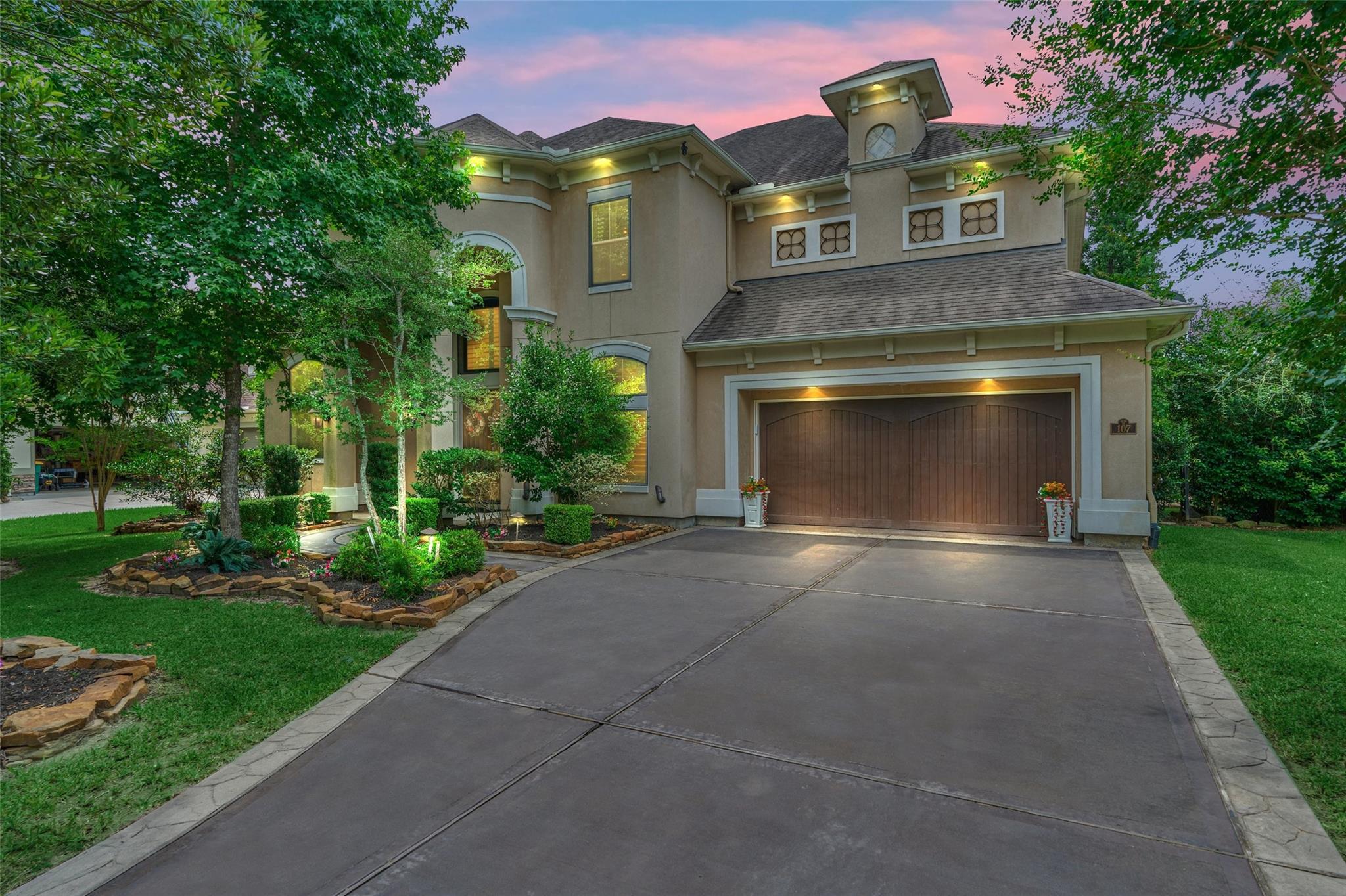 107 Sunridge Ct, Montgomery, TX 77316 photo