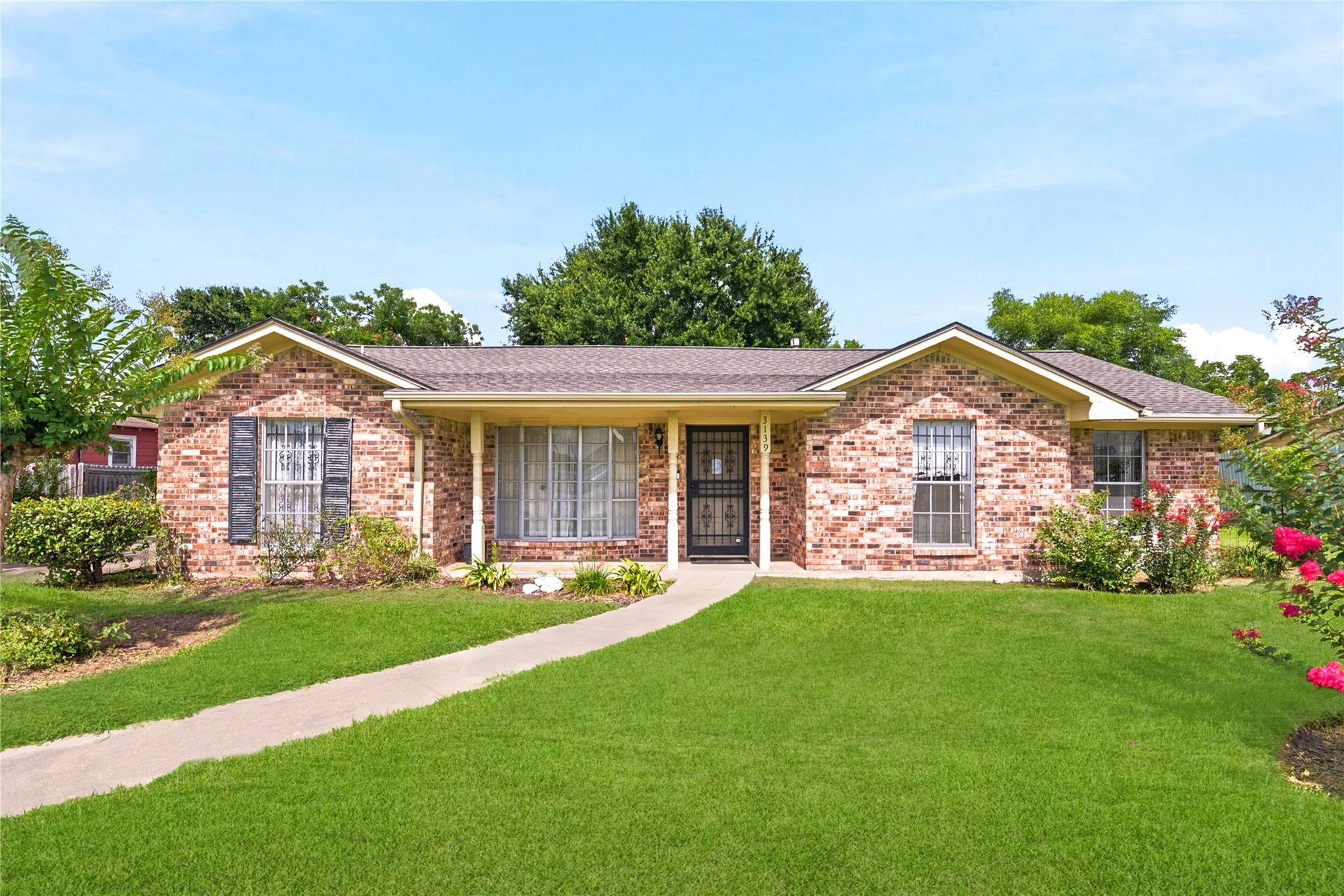 3139 Jeanetta St, Houston, TX 77063 photo