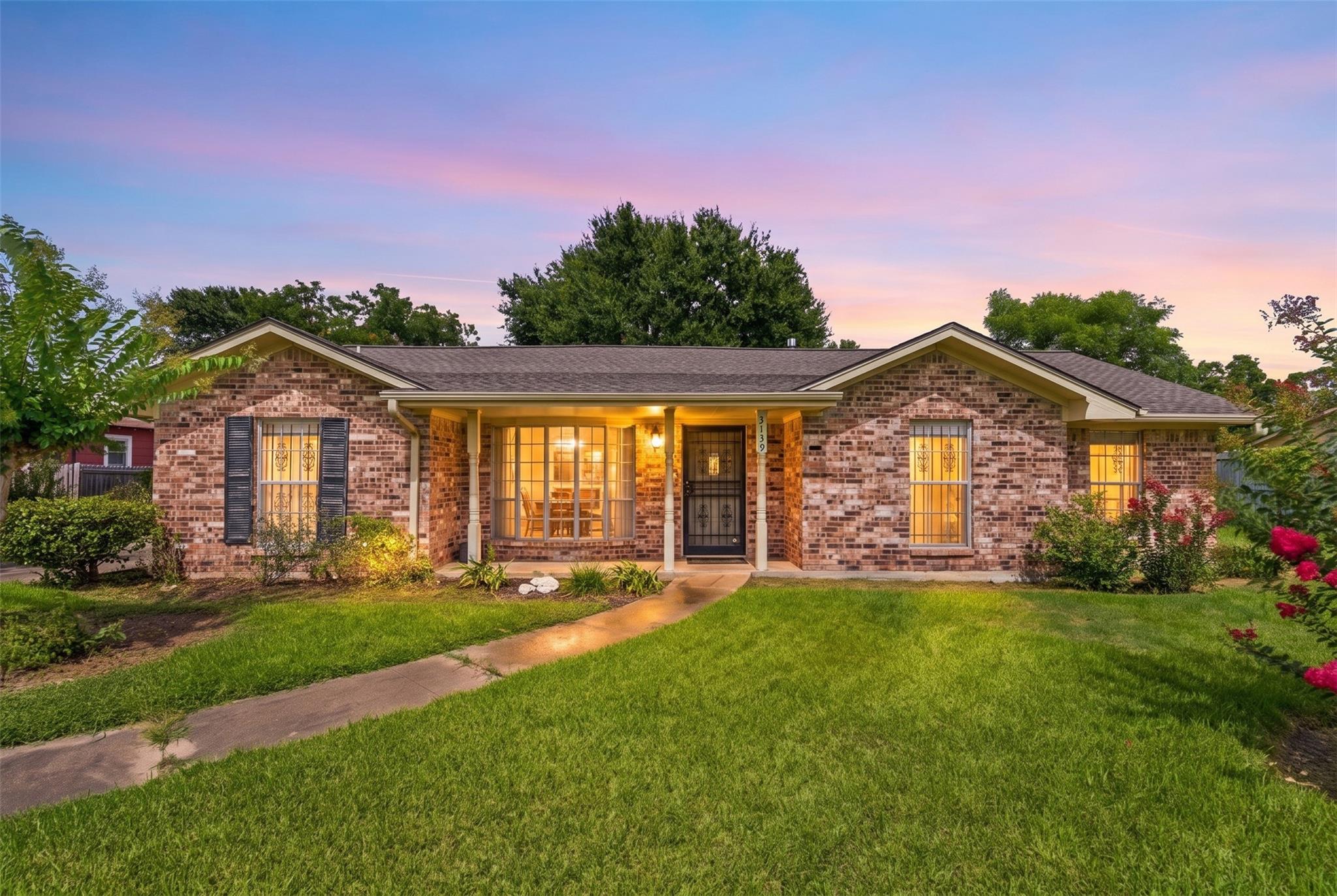 3139 Jeanetta St, Houston, TX 77063 photo