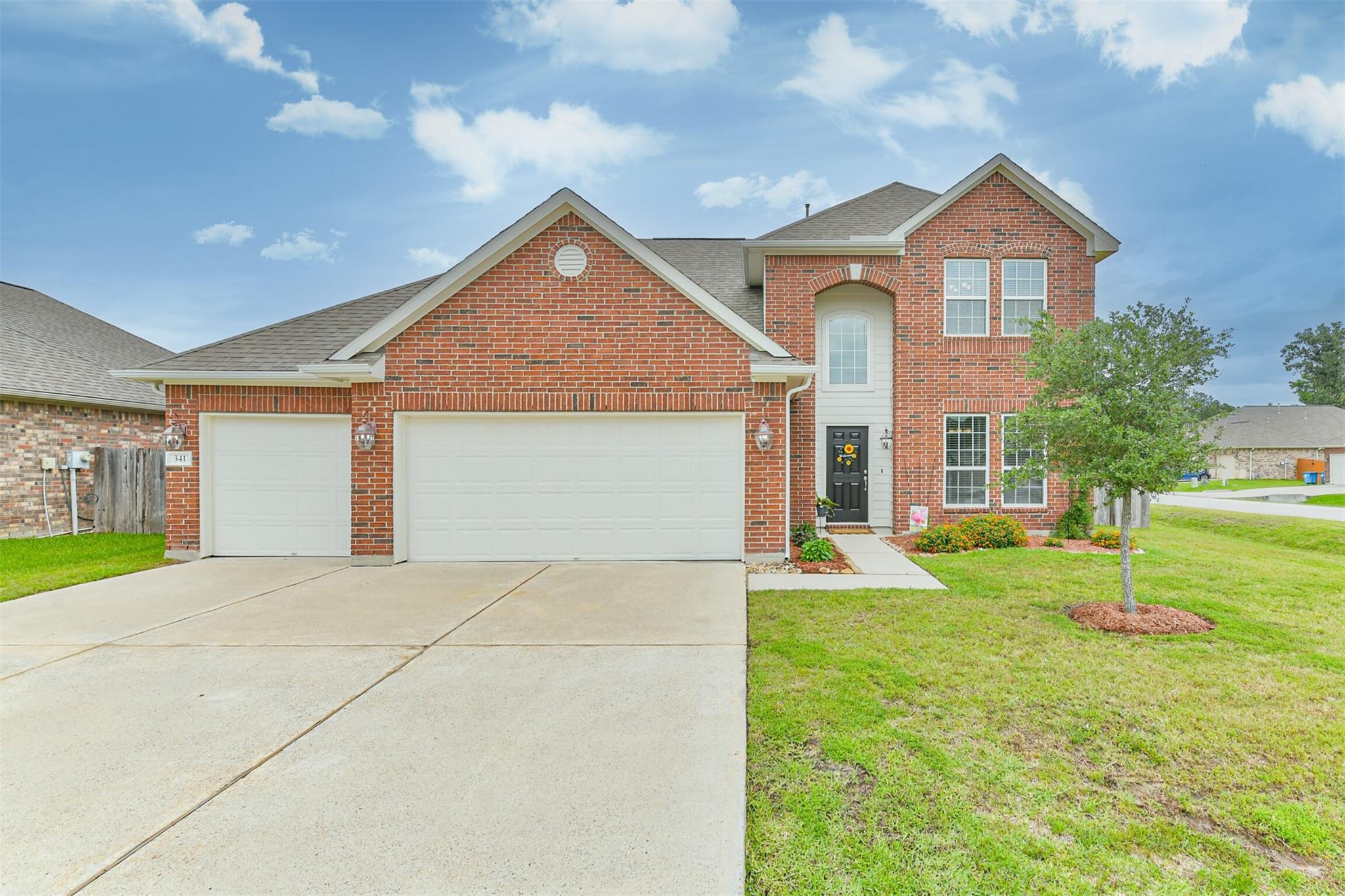 341 Gallant Fox Way, New Caney, TX 77357 photo